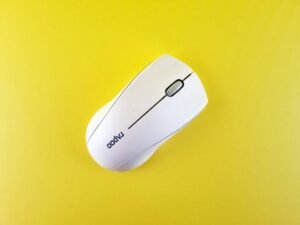 Lire la suite à propos de l’article Souris sans fil : top modèles performants à découvrir